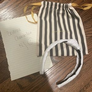 🤍 NWOT Lele Sadoughi faux leather headband